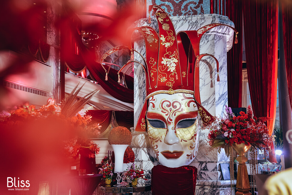 luxury event decoration in the reverie saigon bliss wedding and event vietnam